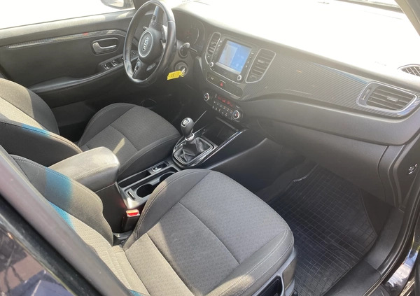 Kia Carens cena 44900 przebieg: 220453, rok produkcji 2017 z Złocieniec małe 67